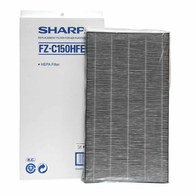 Sharp FZ-C150HFE HEPA-Filter mit gefaltetem Filtermaterial neben Verpackung
