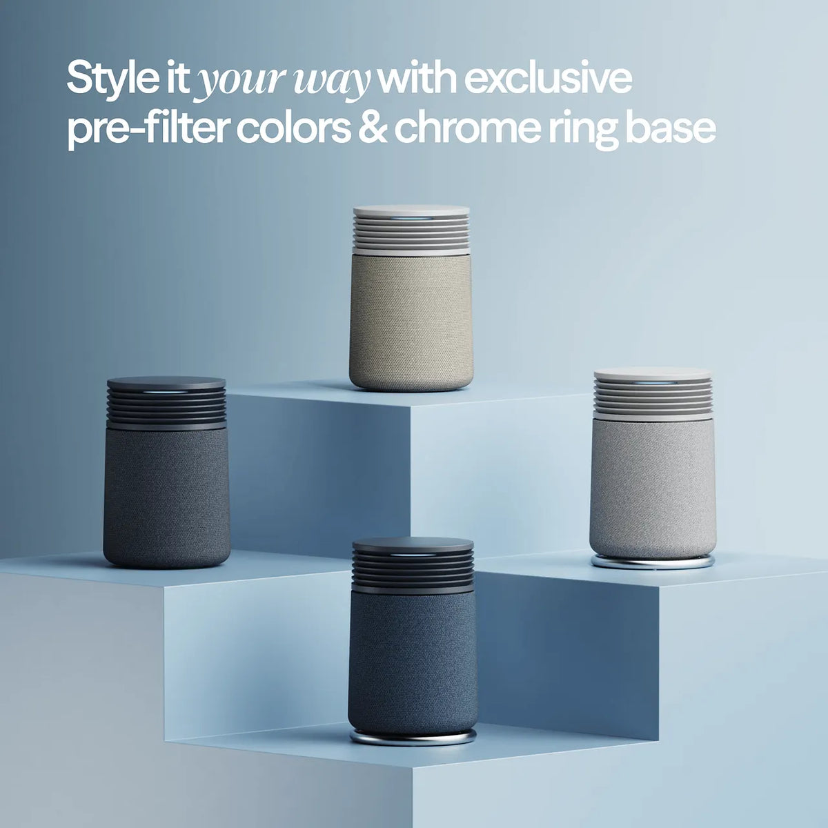 Blueair Blue Signature SP1i Luftreiniger auf Podesten in vier Vorfilter-Farben mit Chrom-Ringsockel