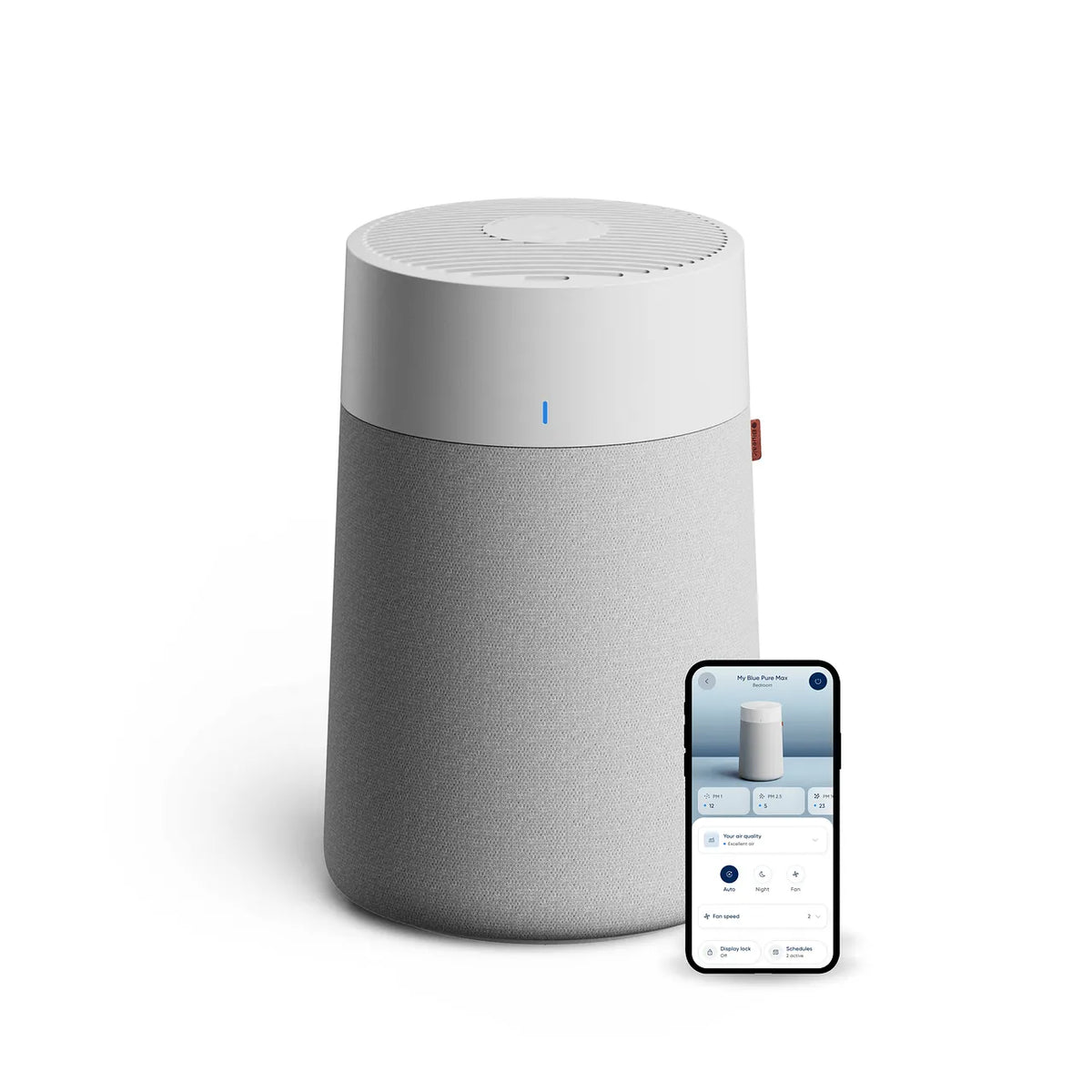 Blueair Blue Pure Max Luftreiniger mit grauem Stoffbezug und Smartphone mit zugehöriger App daneben
